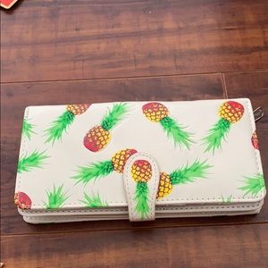Pineapple wallet